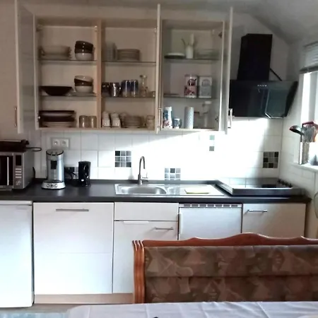 Daire Appartementen Am Forstweg Yalet